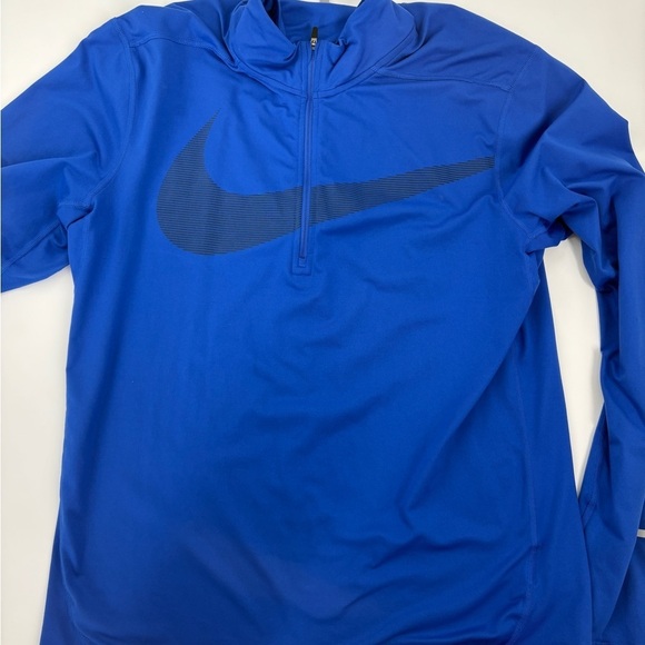 Nike Men's Royal Blue Lightweight Jacket - Picture 4 of 8